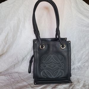 LOEWE Logos Shoulder Bag Leather, black